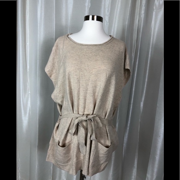 BCBGMaxAzria Sweaters - BCBGMaxazria sweater